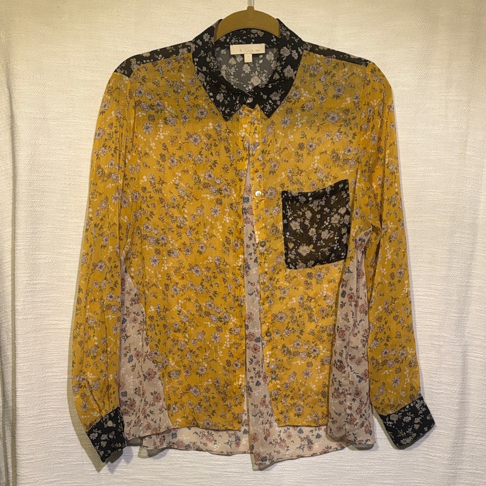 Floral Button-Up Shirt with Black Collar